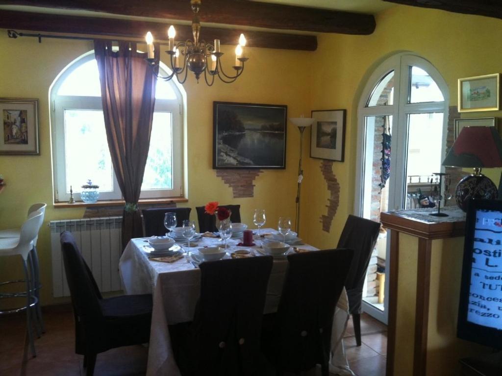 Villa In Funtana With Private Tenniscourt Eksteriør billede
